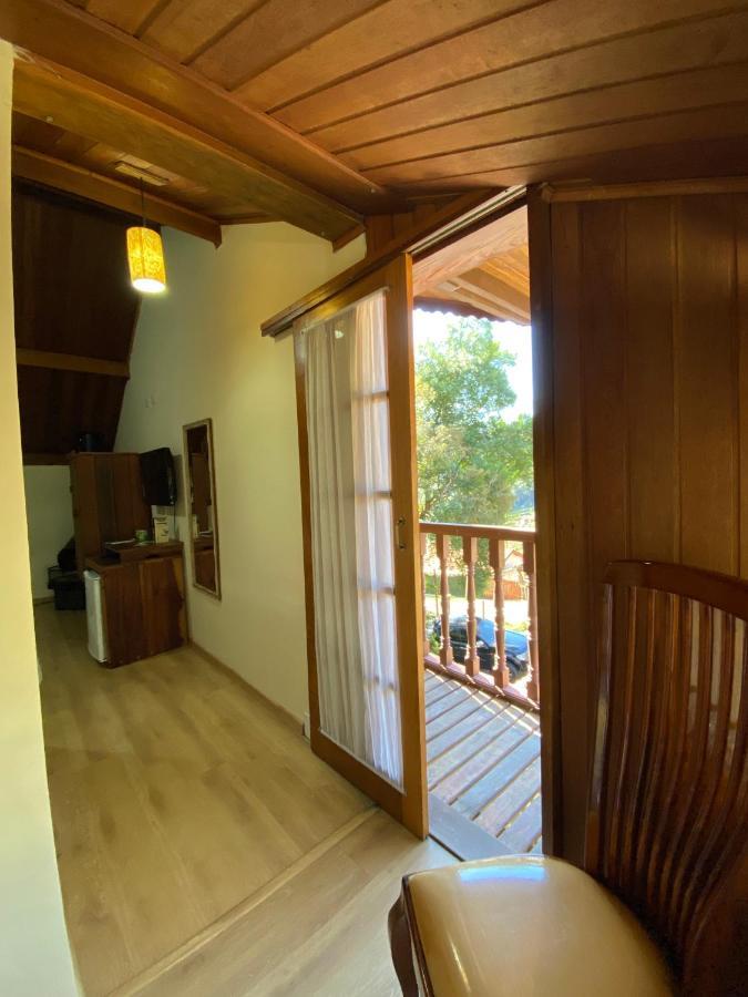 Pousada Le Lieu Santo Antônio do Pinhal Exterior foto